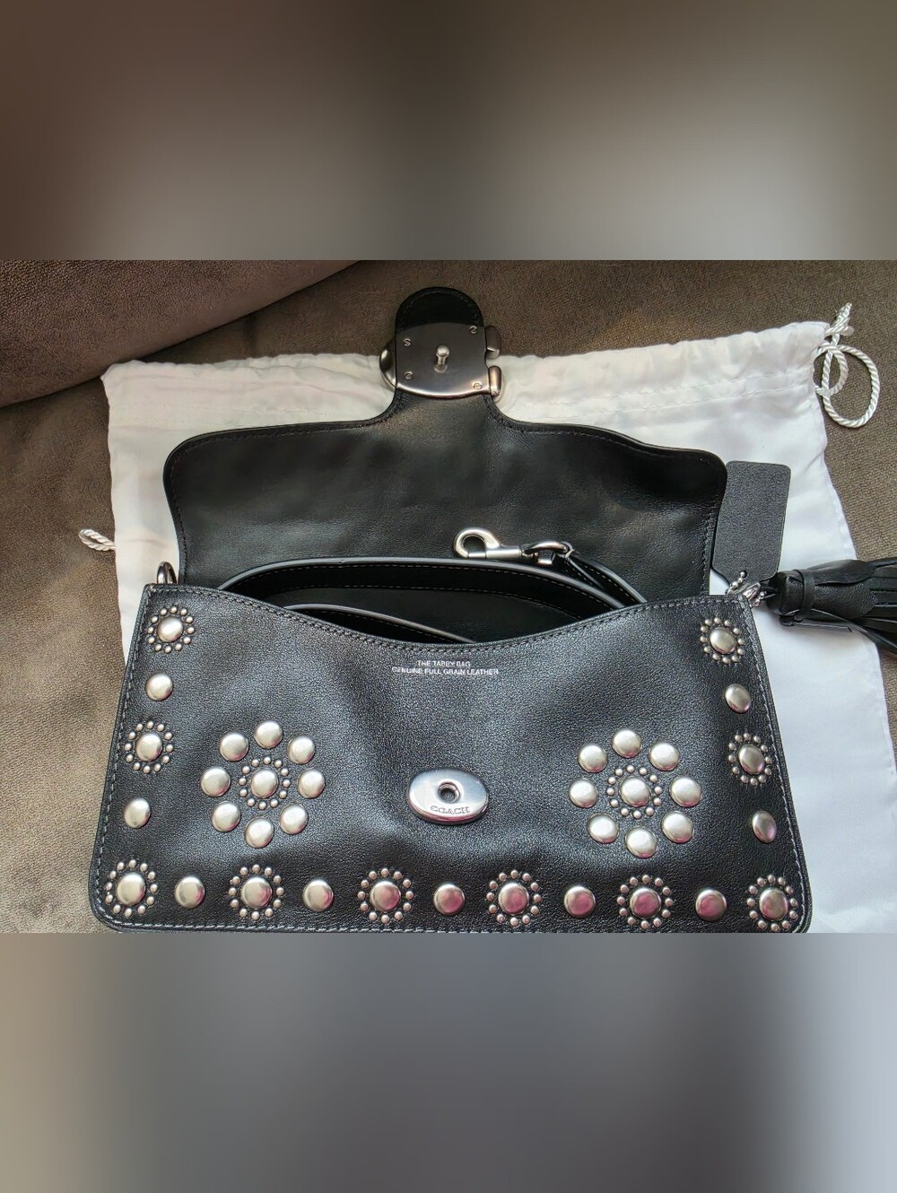 Coach Tabby 26 With Rivets - Picture 3 of 9